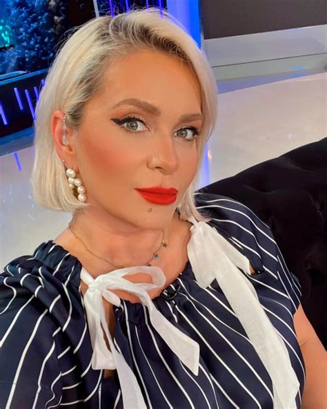 Paula Chirilă: CV, vârstă, înălțime, greutate  .